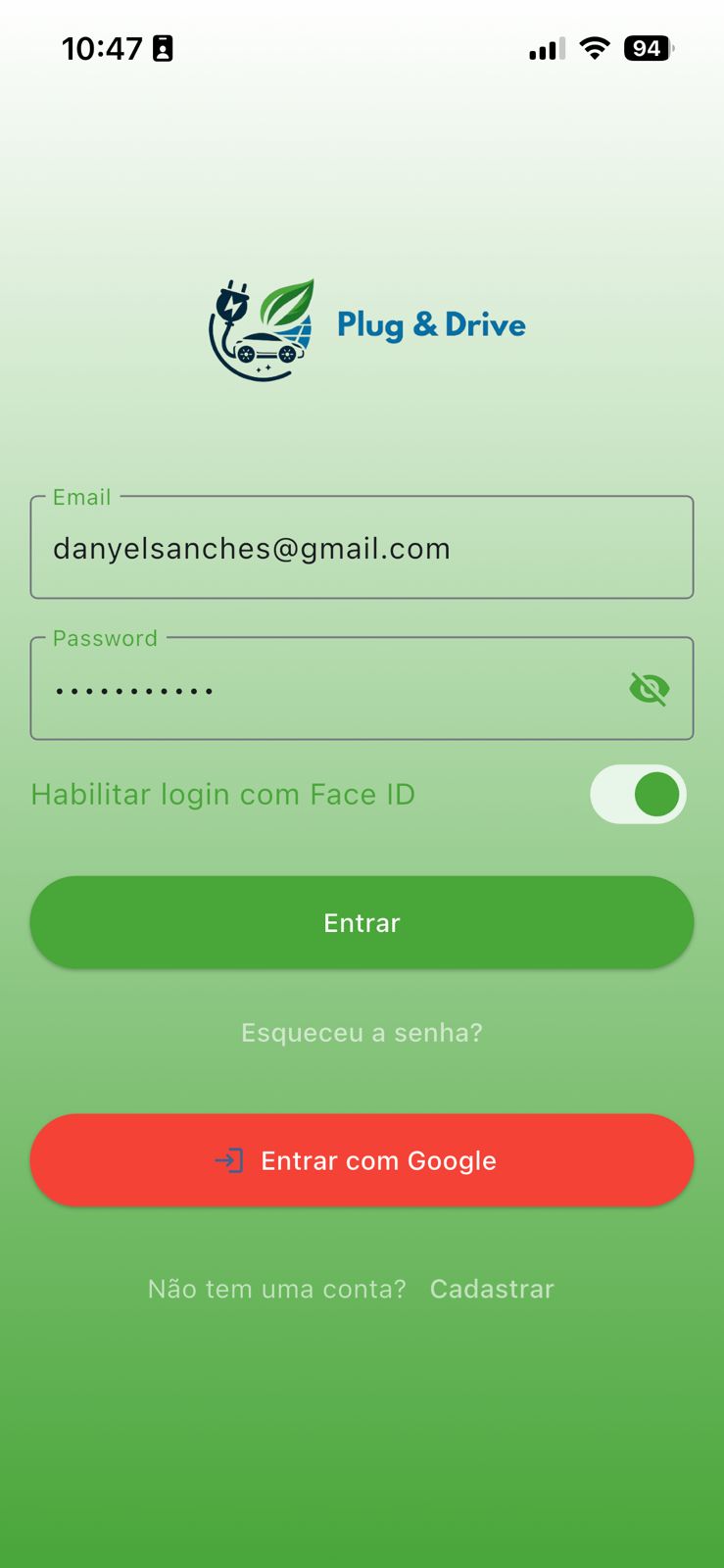Tela de login do Plug&Drive com e-mail, senha e Face ID